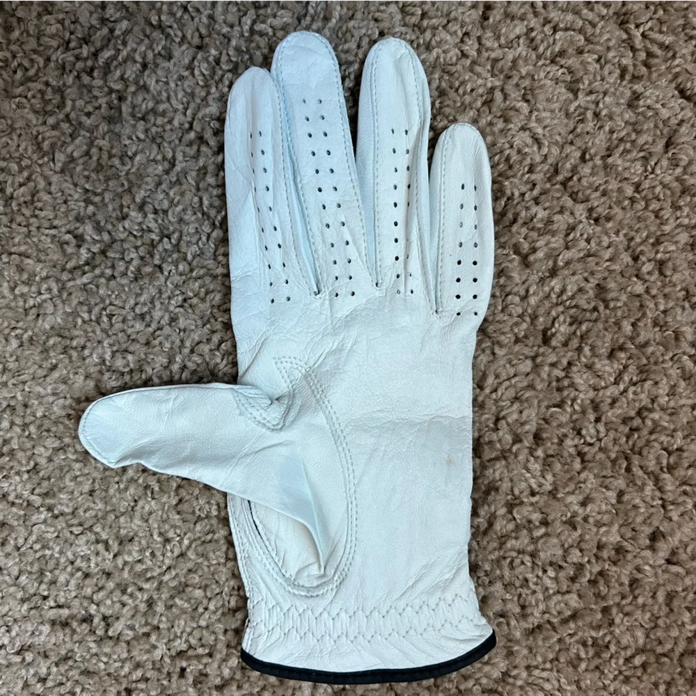 Women’s White Callaway Left Hand Golf Glove Size Small |G8